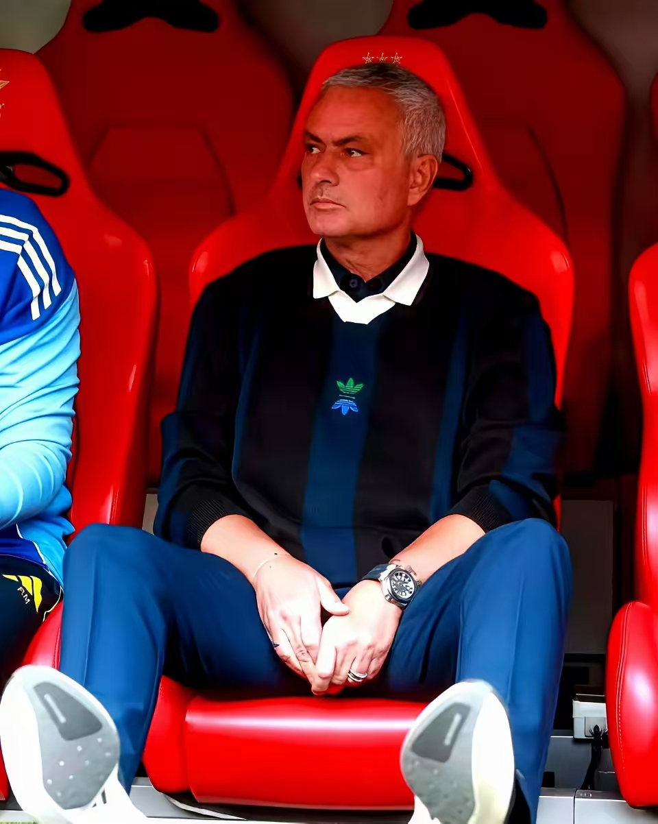 开云体育-里程碑夜费耶诺德绝杀压哨，欧超杯今晚刷纪录，球迷炸锅，细节决定成败的简单介绍-开云体育